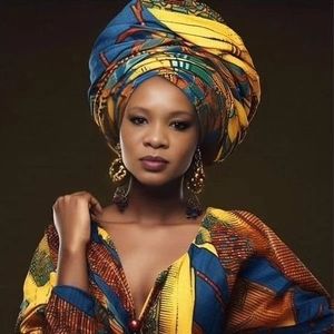 Meet your Posher, Carolyn